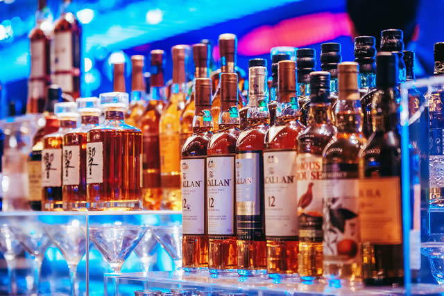 开清吧投资多少钱？店面租金、装修及设备费用全解析