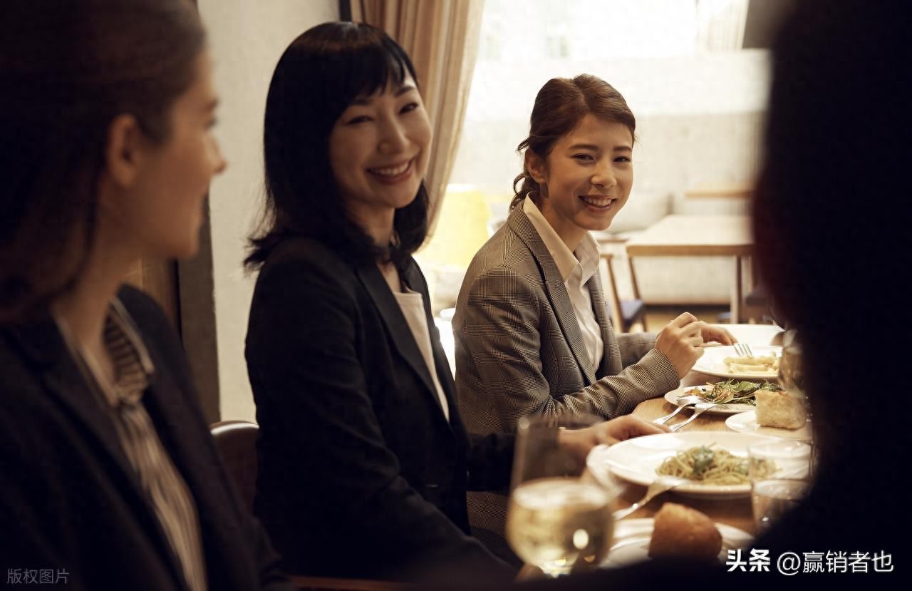 顶级销售核心逻辑：换心态共情求同，帮客户解决麻烦