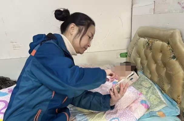 中国联通网上营业厅河南分公司_信阳联通敬老服务_信阳联通火车站营业厅手机教学