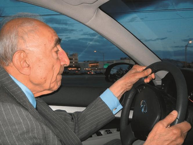 保险销售困惑？学梅第爷爷这样经营客户关系