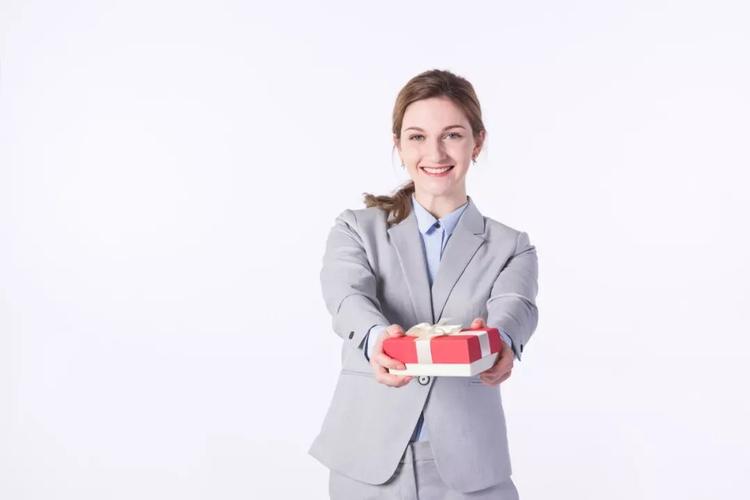 做保险的销售技巧困惑_了解客户需求建立信任话术_保险销售技巧和话术