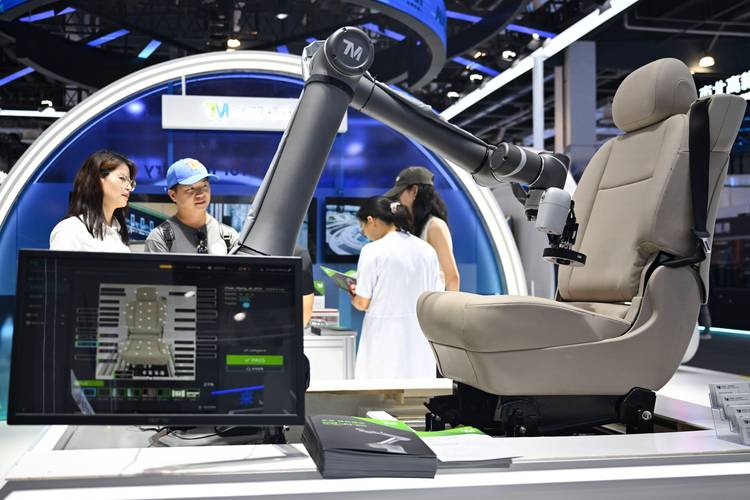 2024南京人工智能机器人自动驾驶展时间：11月22至24日