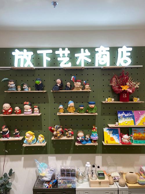 投资小的个人创业好项目推荐，婴⼉纪念品店与个性花店等